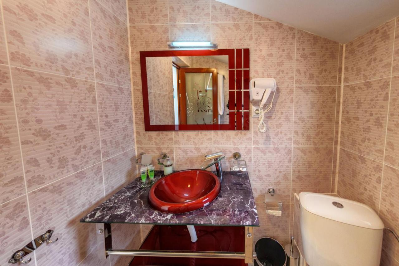 Villa Koko Hills Saparewa Banja Zewnętrze zdjęcie